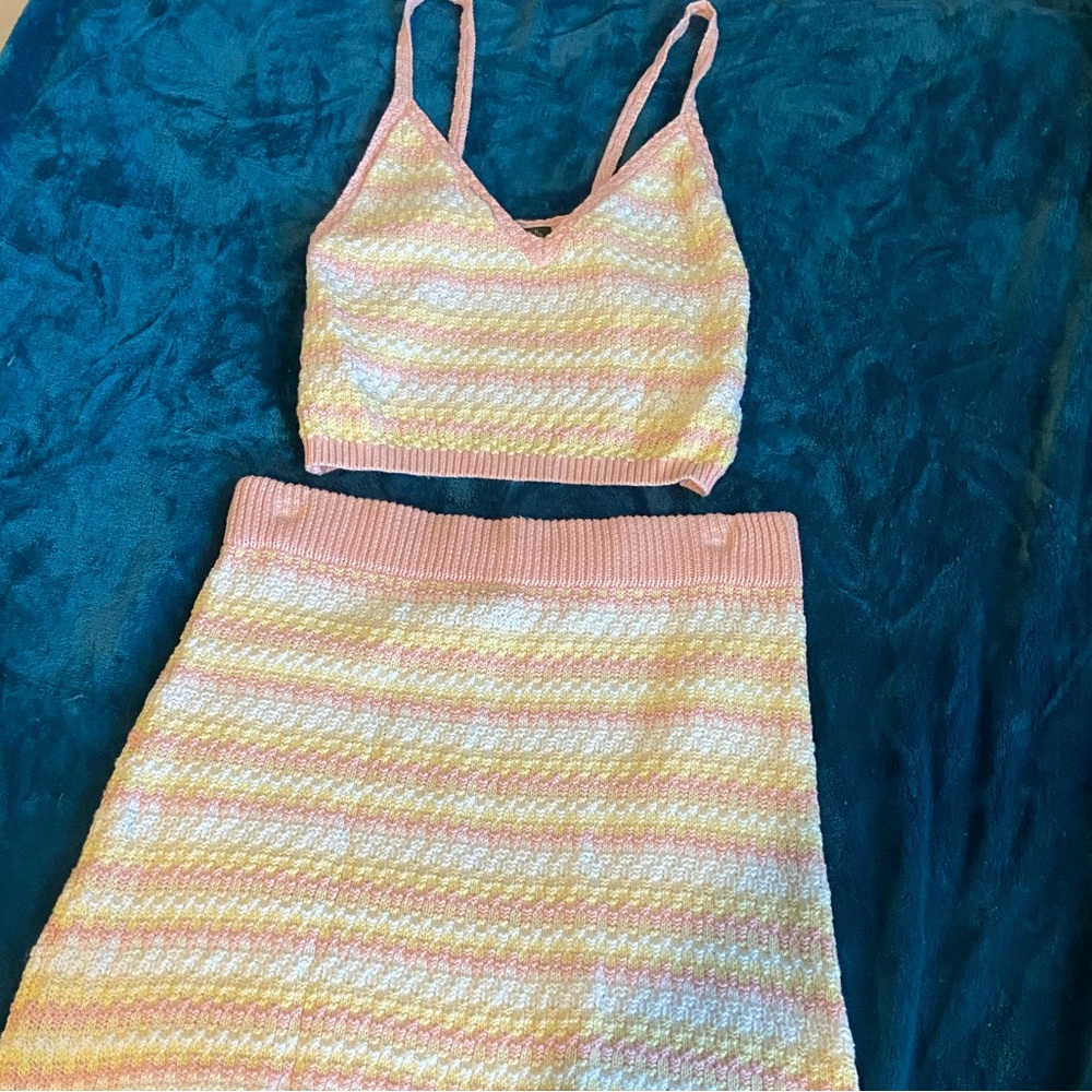 knit skirt and top set